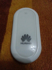 Modem 3G Huawei E220 ( decodat ) foto
