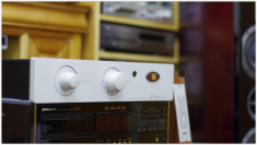 UNISON RESEARCH UNICO NUOVO amplificator audiofil pe lampi la SUPEROFERTA foto