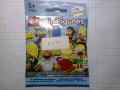 Minifigurina LEGO SIMPSON ( RALPH WIGGUM ) foto