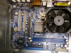 placa de baza ASROCK + procesor ATHLON 3000 mhz foto