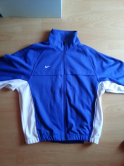 Trening nike marime M, lungime 67 cm, latime 54 cm foto