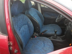 Interior scaune + banchete Peugeot 206. foto