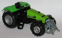 SIKU - Tractor Deutz-Fahr 1/32 foto