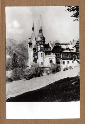 SINAIA MUZEUL PELES APROX 1960 foto