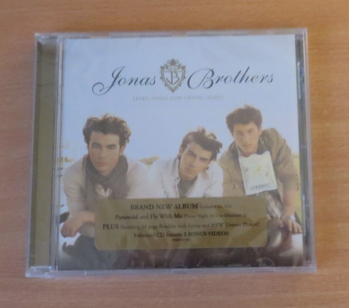 Jonas Brothers - Lines Vines And Trying Times (Special Edition)