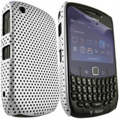 Husa plastic Blackberry 8520 + expediere gratuita Posta - sell by PHONICA foto