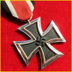 GERMANIA WW2. DECORATIA CRUCEA DE FIER - EISERNES KREUZ 2.KLASSE 1939 (#1). ORIGINALA! foto