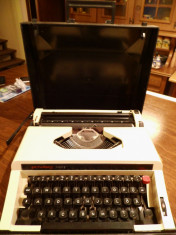 masina de scris privileg foto