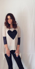 Bluza dama Heart simetrica cu 2 colturi laterale foto