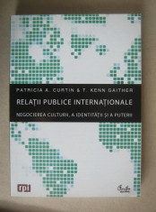 Patricia A. Curtin, T. Kenn Gaither - Relatii publice internationale foto