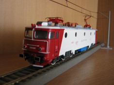 Locomotiva 060 EA CFR foto
