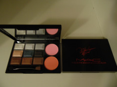 Trusa farduri MAC 9 culori si 2 blush, Trusa profesionala make up foto