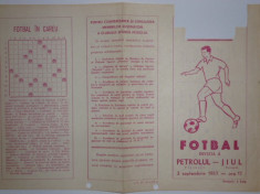 Program meci fotbal PETROLUL Ploiesti - JIUL Petrosani 03.09.1967 foto