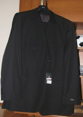 Costum Hugo Boss foto