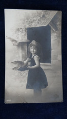fetita cu porumbei - 1816/2 Supratipar timbru Ungaria - Circulat 1914 foto