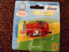 Thomas the Tank Engine Tomy Wind-Up trenulet - locomotiva JAMES - in ambalajul original - ( transport 2.6 RON la plata in avans ) - NOU foto