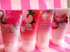 Bath and Body Works - Creamy Body Wash ( diferite arome ) foto