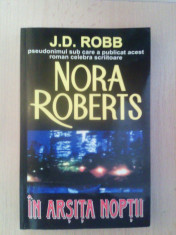 NORA ROBERTS - IN ARSITA NOPTII foto