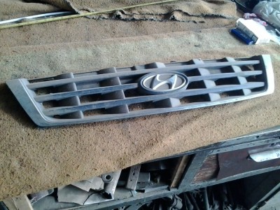 Vand grila masca fata Hyundai Accent 2005 foto
