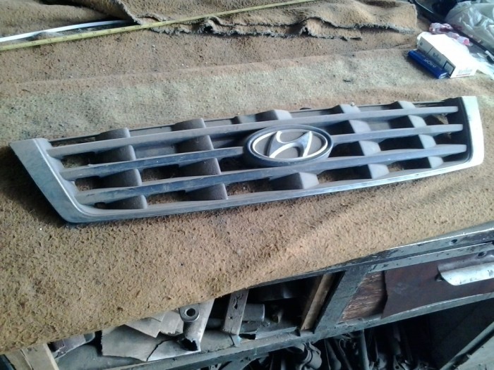 Vand grila masca fata Hyundai Accent 2005