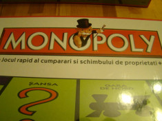 Joc Monopoly clasic, limba Romana, joc NOU , sigilat , Joc de societate, Monopoly game board. foto