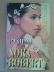 NORA ROBERTS - PASIUNE(dragoste,suspans) foto