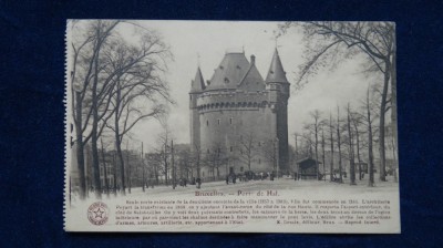 Bruxelles - Porte de Hal - vedere circulata foto