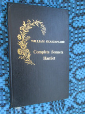 William SHAKESPEARE - COMPLETE SONNETS. HAMLET (EDITIE DE LUX, in limba ENGLEZA, 1994 - in stare impecabila!!!) foto