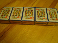 Carti de joc, produs NOU, 2+1 gratis, joc de societate. foto