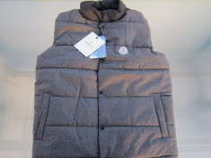 VESTE MONCLER MASURA 3XL MODEL PRIMAVARA 2014 foto