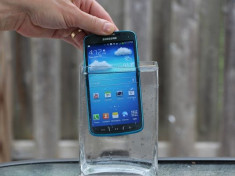 Samsung I9295 Galaxy S4 Active-rezistent la apa si praf,(pe negru sau pe albastru),ORIGINALE foto