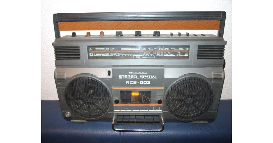RADIO CASETOFON VECHI RCS 003 STEREO SPATIAL | arhiva Okazii.ro