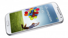 SAMSUNG GALAXY S4 I9505 *** ALBE *** PE STOC *** TRANSPORT GRATUIT *** GARANTIE ***CEL MAI AVANTAJOS PRET foto