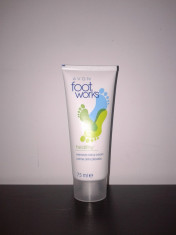 Crema picioare bataturi catifelare Avon Foot Works 75 ml foto