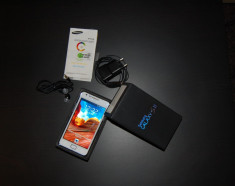 Samsung Galaxy S2 I9100 Alb (White) 16GB foto