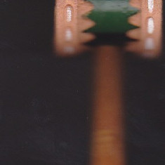 Breloc artizanal toba din lemn si piele adus din Ilheus, Brazilia
