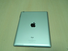 Vand iPad 2, 16 Gb, stare impecabila, 9/10, tinut doar in carcasa, smart cover si folie pe ecran foto