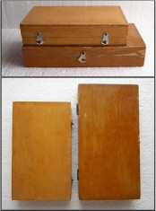 2 cutii de lemn lacuit, vechi, pentru maruntisuri sau piese de ceas foto