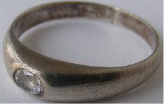 Inel vechi din argint cu piatra alba (7) - de colectie foto