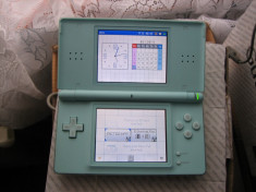 consola nintendo Ds lite la cutie stylus carti un joc incarcator stare impecabila + alte accesorii optionale foto