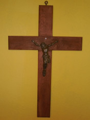 AuX: Deosebit crucifix foarte mare si vechi realizat prin turnare din bronz, antimoniu sau alt aliaj si lemn de stejar masiv, cruce, Iisus Cristos! foto