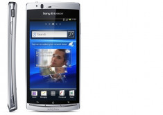 Sony Ericsson Arc LT15i Silver SIGILAT NOU IN CUTIE foto