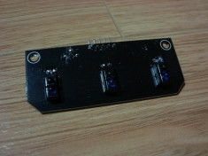 Three Channel Infrared Detection Tracing Photoelectric Sensor Tracking Module (arduino AVR PIC) foto