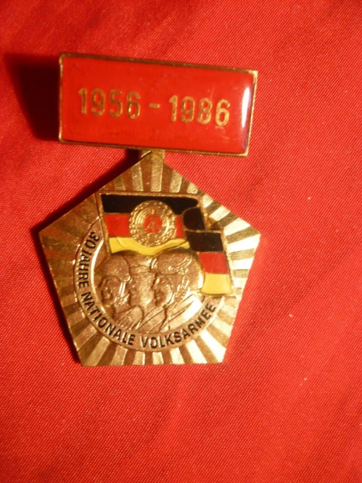 Insigna 30 Ani Armata Populara -RDG ,h= 4,8 cm