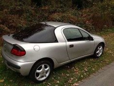 Dezmembrez Opel Tigra 1.6 16V 1997 foto