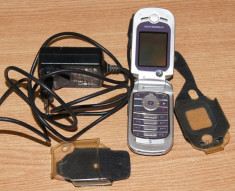 Telefon Motorola V975 foto