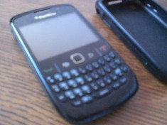 Blackberry 8520 + Husa si Card 1GB foto