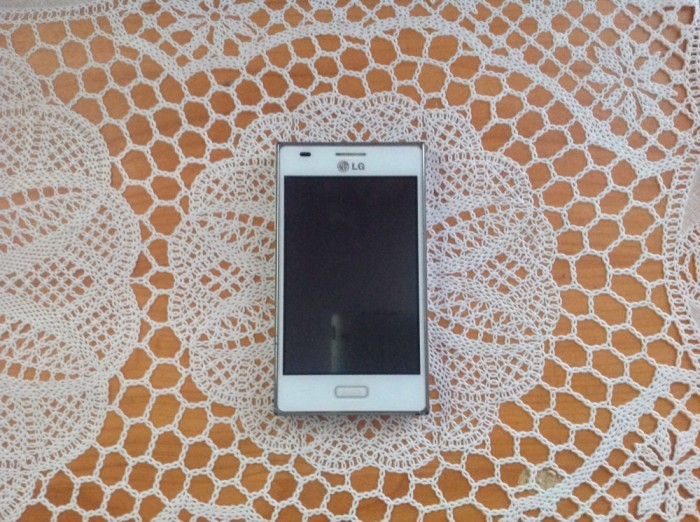 LG l5 Android 4.2.2 white