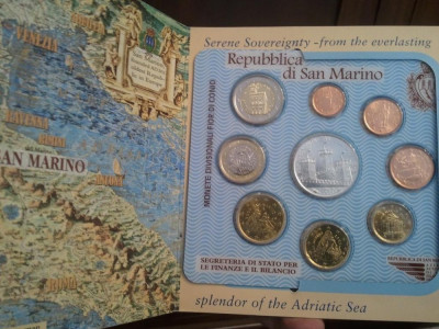 Set 8 monede euro 2005 San Marino Euro+o moneda din argint in interiorul setului foto