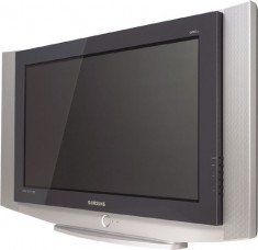 Televizor Samsung Slim Fit 82cm 100Hz foto